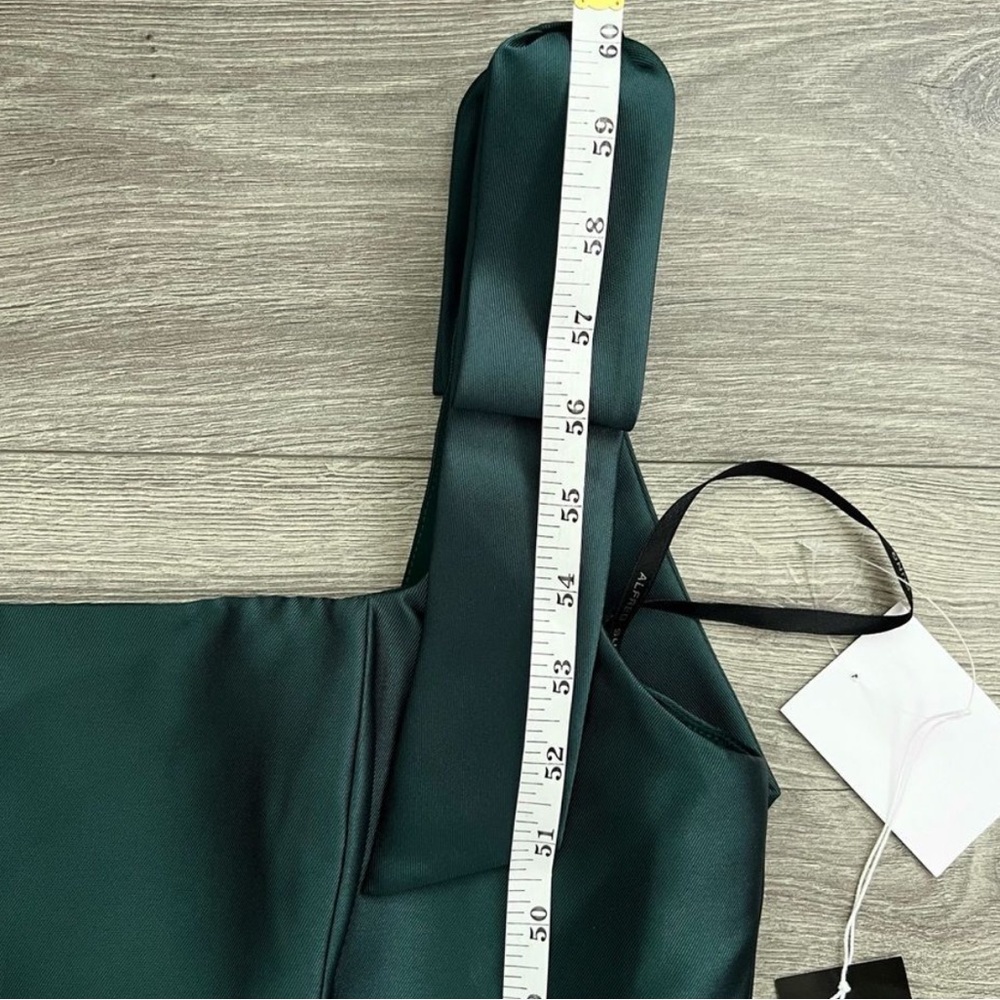 STUNNING ALFRED SUNG Evergreen Maxi fit and flare slight mermaid formal Dress - Picture 4 of 5